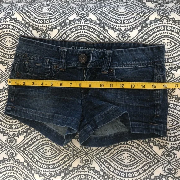 Guess Jeans’ Shorts Size: 26 - Picture 3 of 6